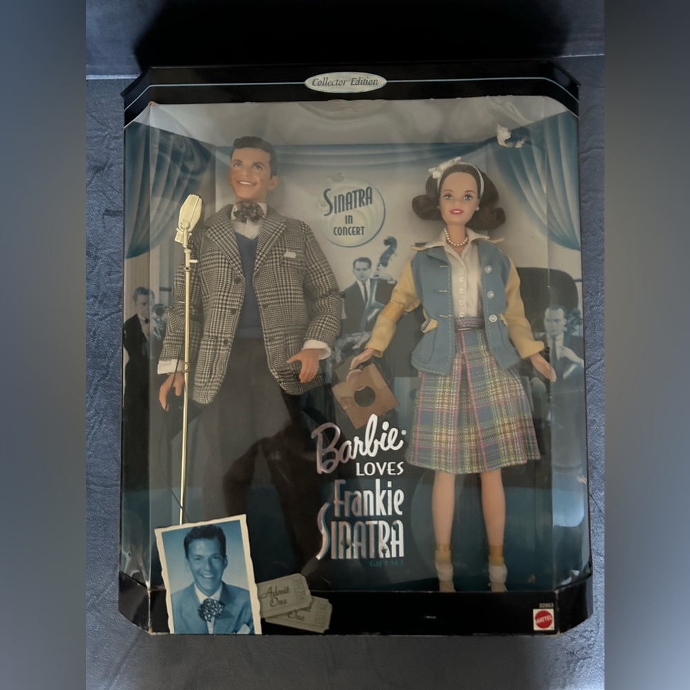Vintage Barbie loves Frankie Sinatra doll set